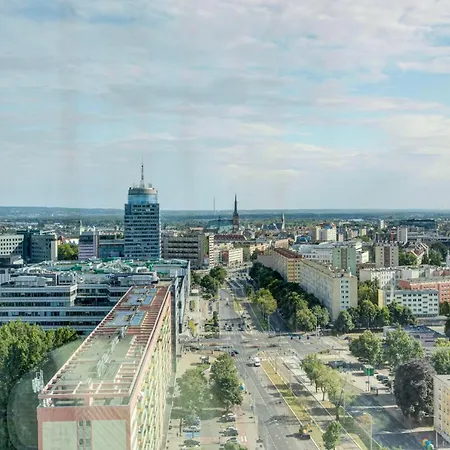 아파트 Hanza Tower Swimming Pool & 18 Floor Great View