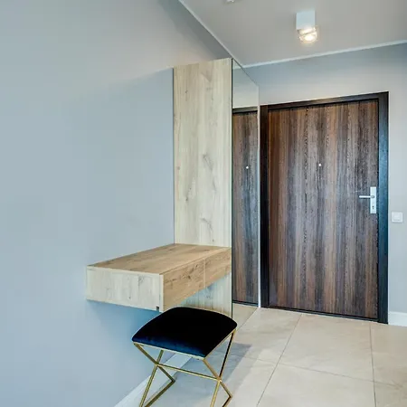 Hanza Tower Swimming Pool & 18 Floor Great View