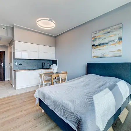 Hanza Tower Swimming Pool & 18 Floor Great View 아파트 슈체친