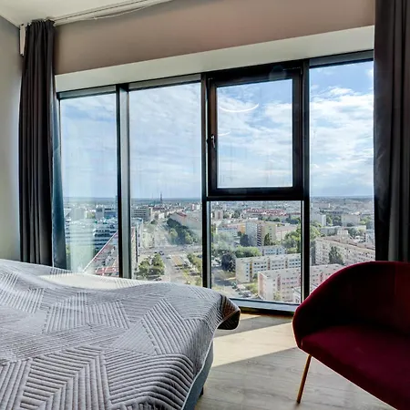 Hanza Tower Swimming Pool & 18 Floor Great View 슈체친